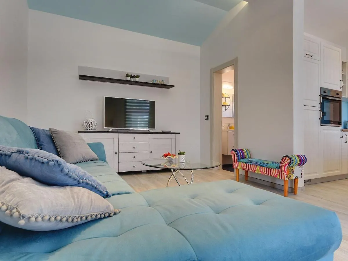 Exquisite Holiday Home In Gali Ana With Pool Galizana 0*,  Croatia
