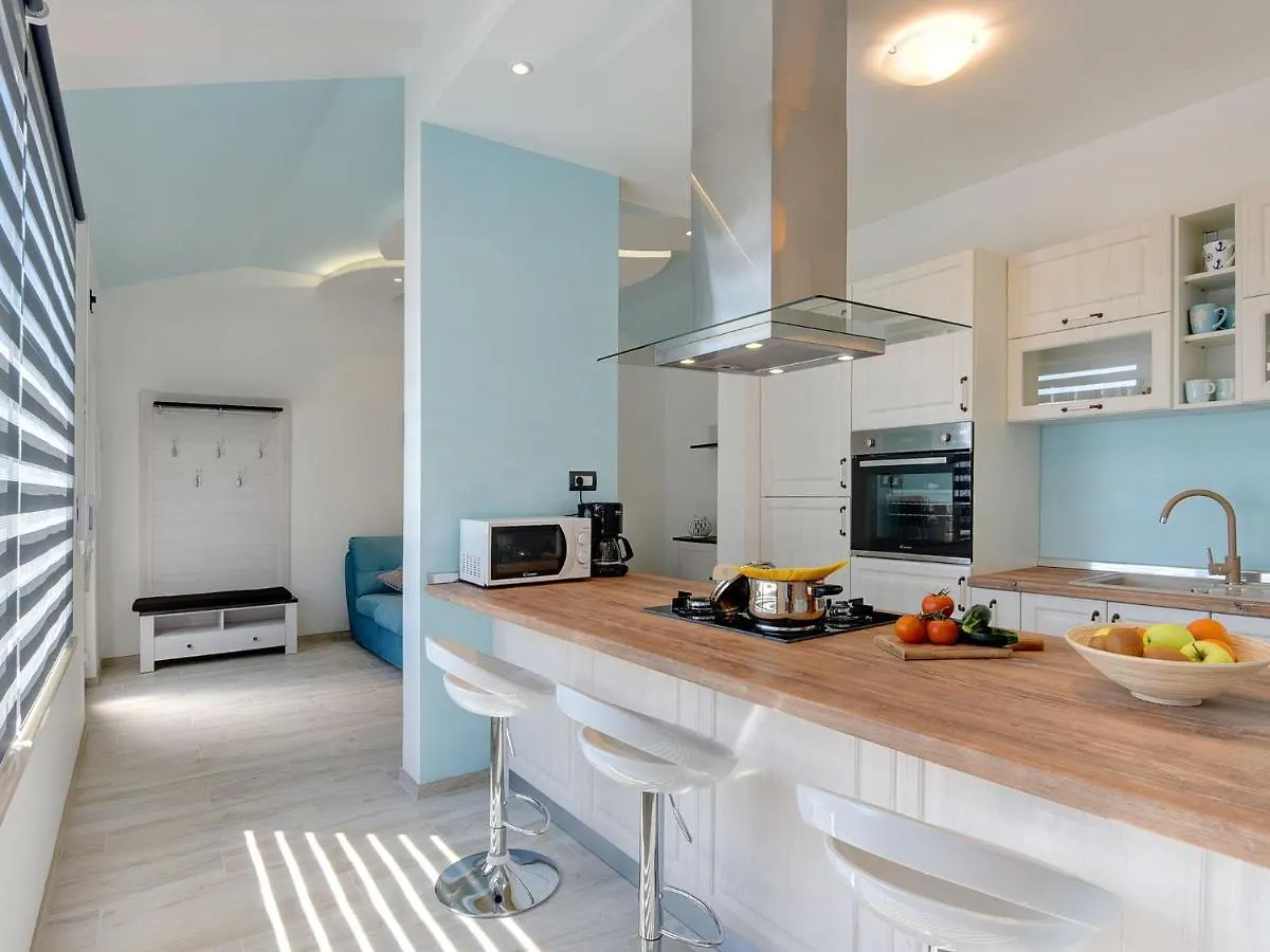 Exquisite Holiday Home In Gali Ana With Pool Galizana
